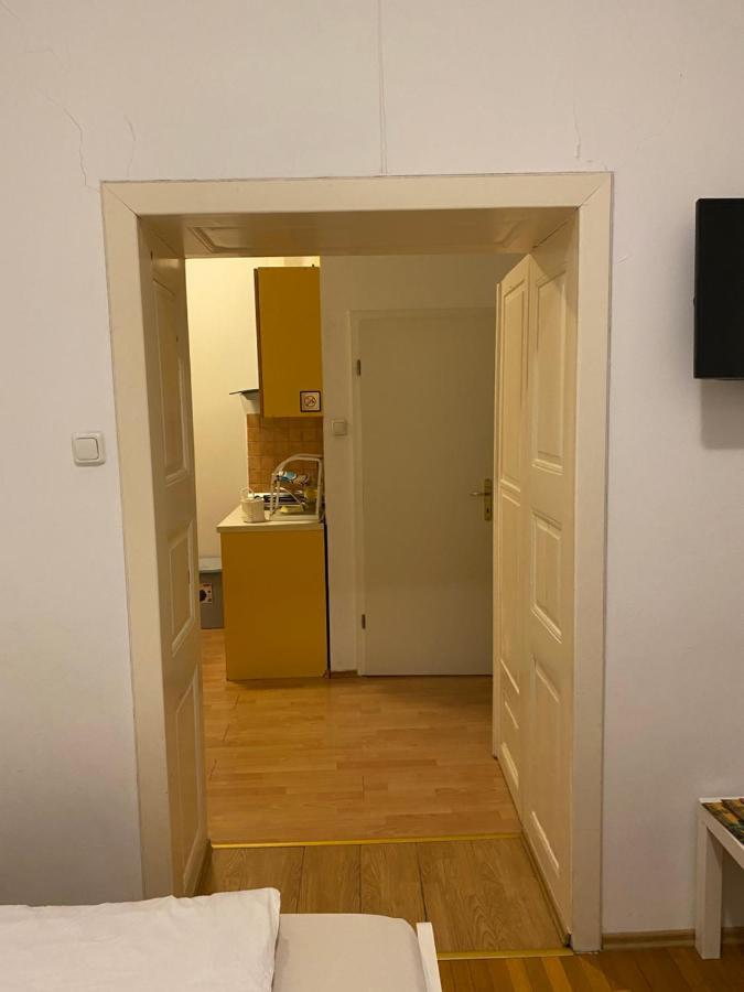 Rooms And Apartments Nokturno Ζάγκρεμπ Εξωτερικό φωτογραφία